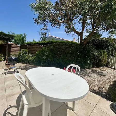 Maison Avec Jardinet Proche Port, 4 Couchages, - Fr-1-246a-354